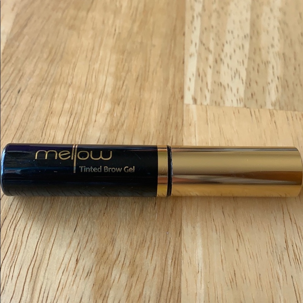 Mellow Tinted Eyebrow Gel in light brown